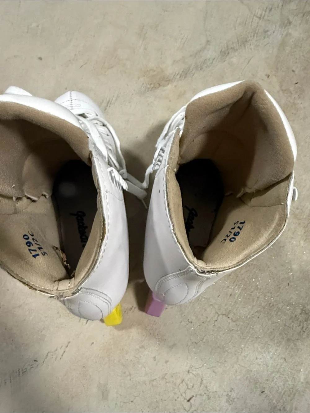 JACKSON White Figure Skates with Yellow and Pink Guards-Like new